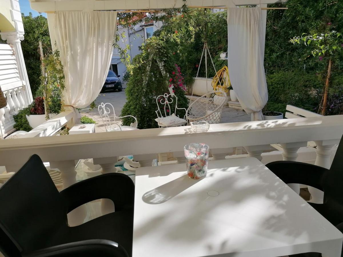 Studio Apartman Villa Juras Baška Eksteriør billede